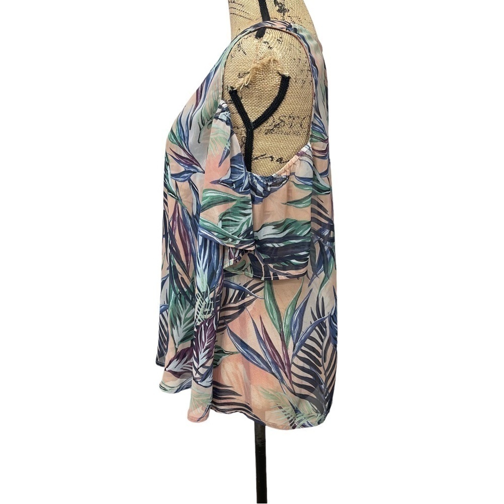 Show Me Your Mumu Hazel Palm Ruffle Cold Shoulder - Picture 8 of 12
